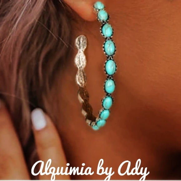Alquimia Blue and Silver Bohemian Earrings - Picture 1 of 4